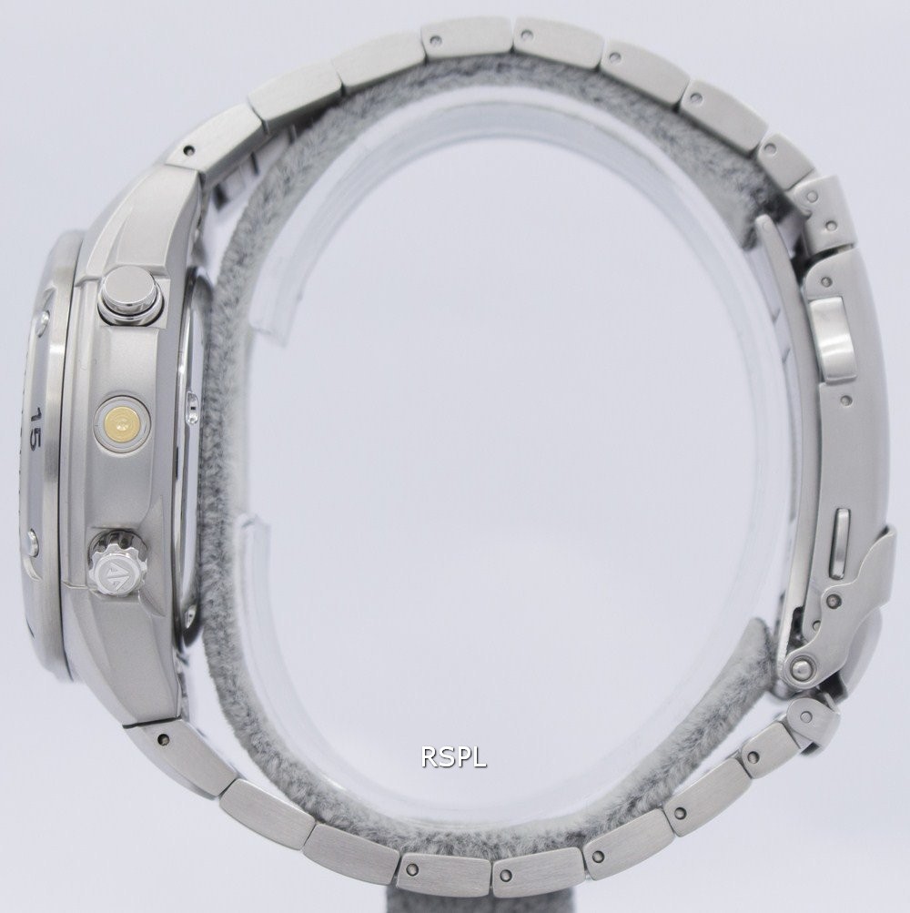 citizen dive watch with depth gauge